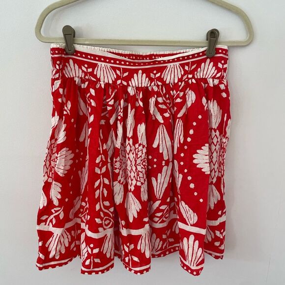 Haute Hippie Dresses & Skirts - Haute Hippie white and red Linen Blend Floral Skirt, Size small NWT
